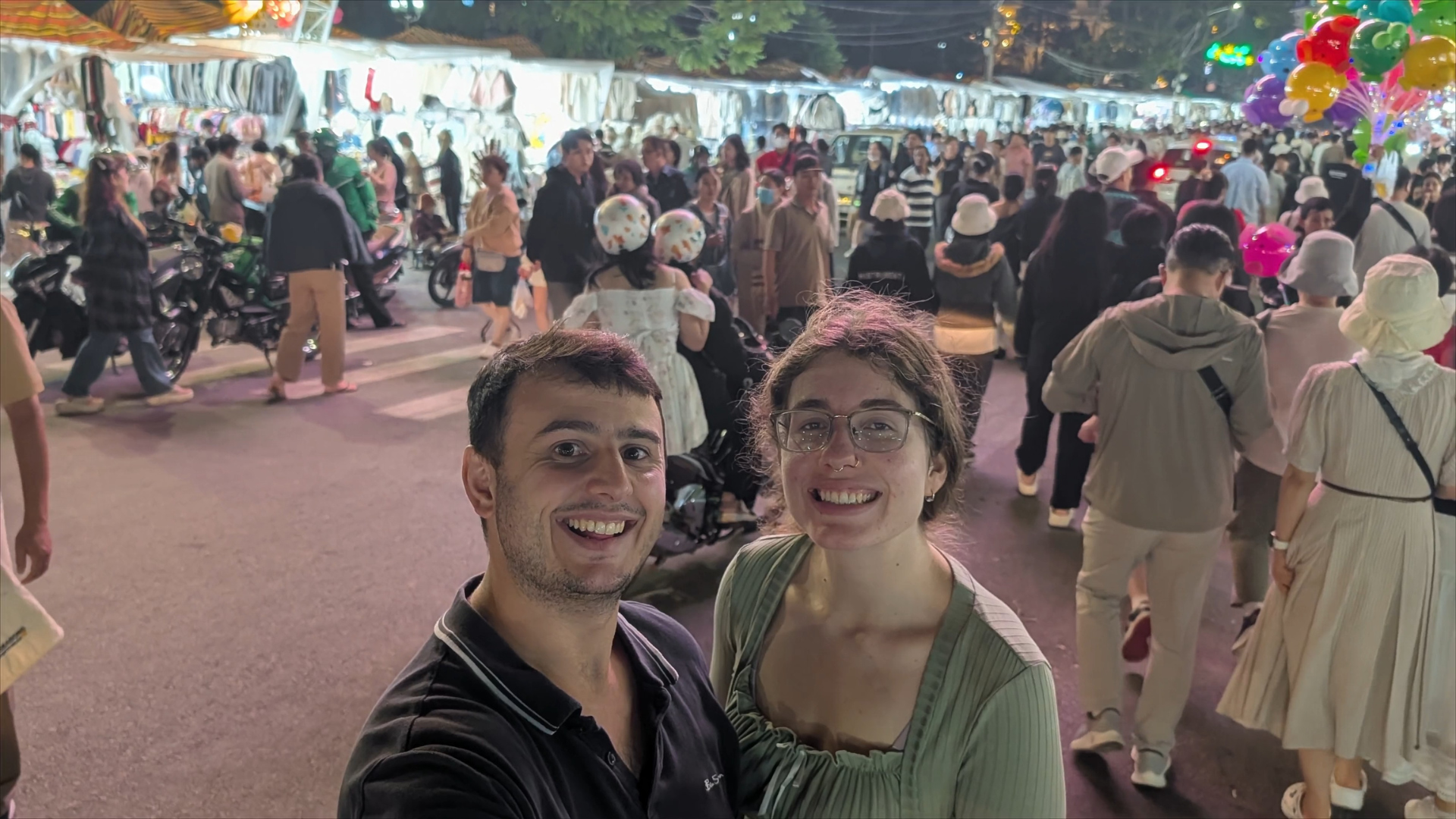 Vietnam's Ultimate Night Markets Guide